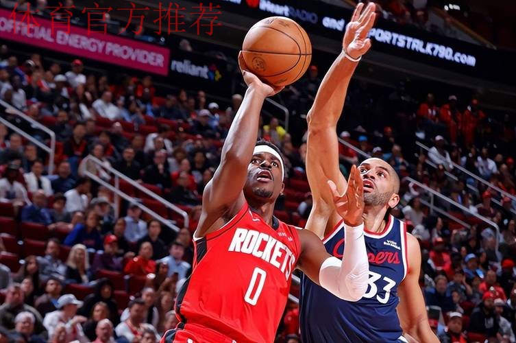 关键时刻命中两记三分,火箭替补后场大将又一次拯救了球队? 关键时刻命中两记三分,火箭替补后场大将又一次拯救了球队?